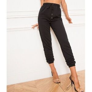 Rachel Sweatpants in Black
by the way.
Size Large